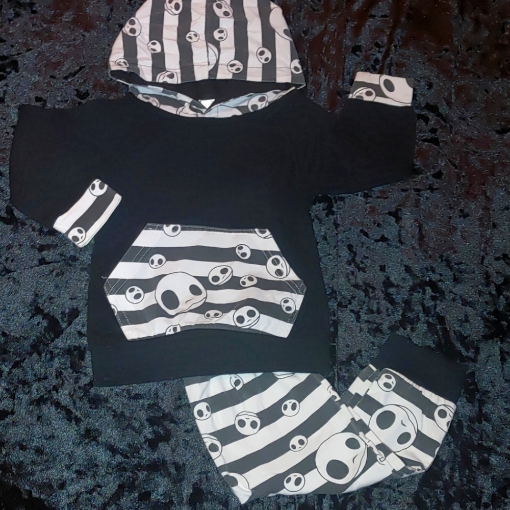 Unisex 12 Months Nightmare Before Christmas Outfit Set